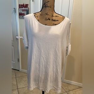 G.H. Bass & Co. Cream Short Sleeve Top